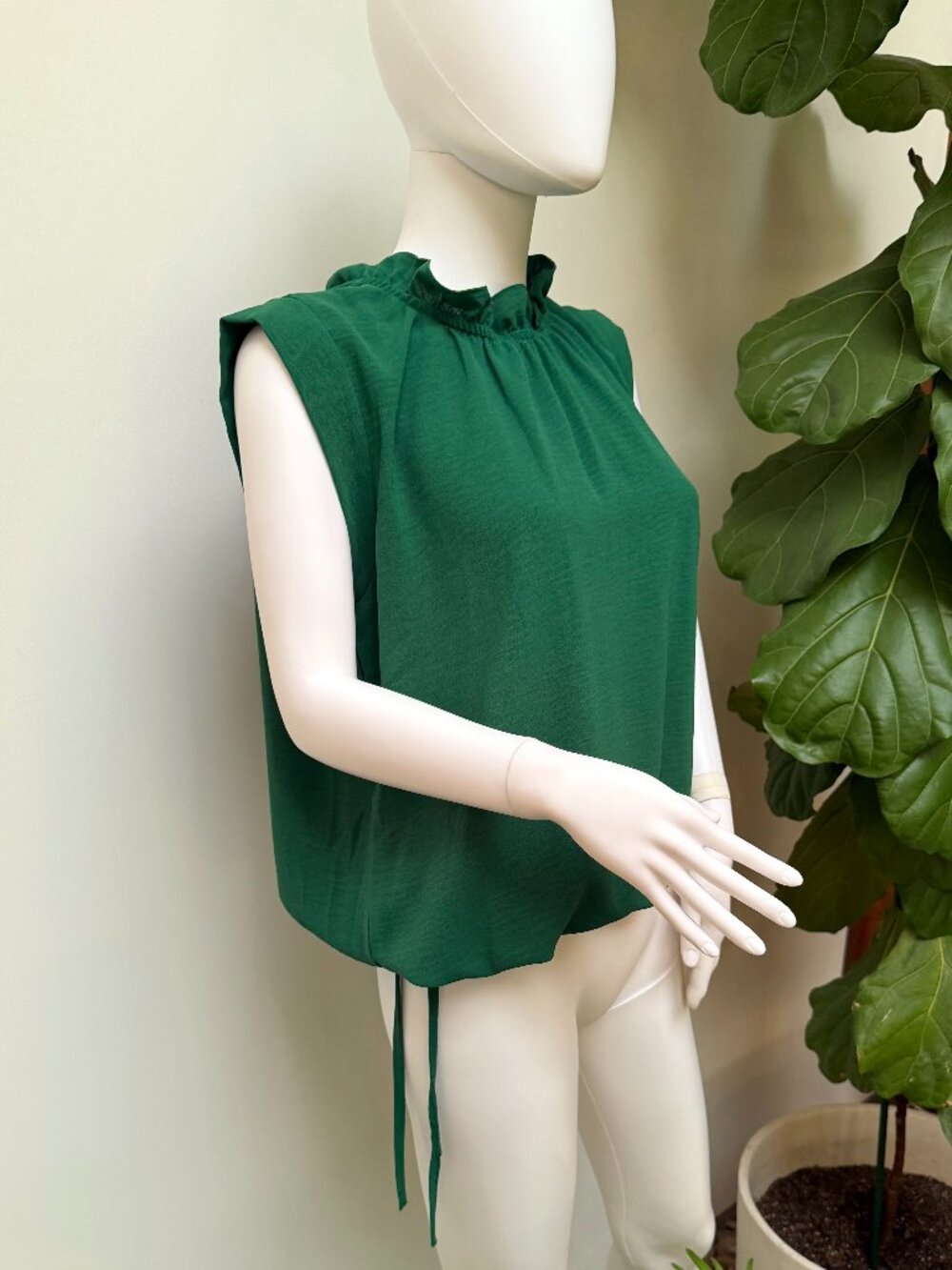 NWOT Green Cap Sleeve Ruffle Collar, Drawstring Waist Poplin Flowy Blouse L/XL